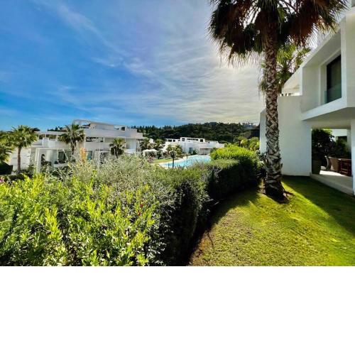 Relax in Benhavis Marbella near Atalaya golf