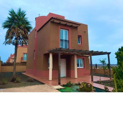 Relaxing and Welcoming Villa Corralejo Canaries