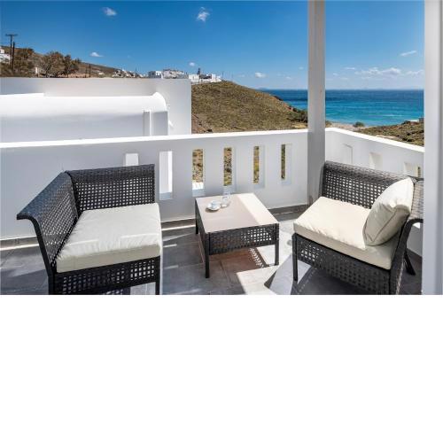 Remezzo Aqua Blue Maisonette