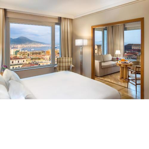 Renaissance Naples Hotel Mediterraneo
