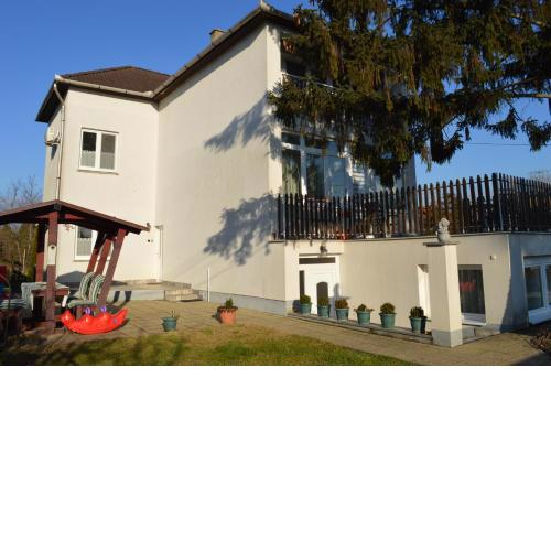 Renáta Apartman