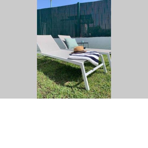 Renovated 2 bedroom bungalow in playa del inglés