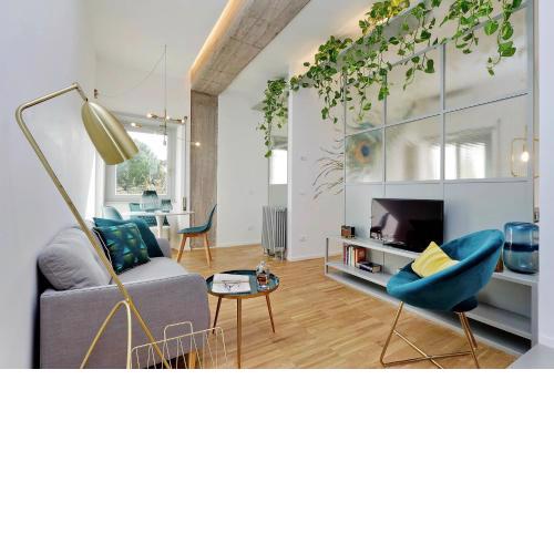 RENOVATED AND COZY FLAT
