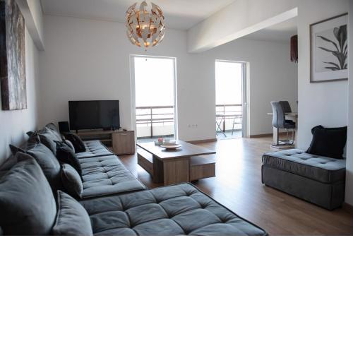Renovated apartment 5min from subway station 'Attiki'