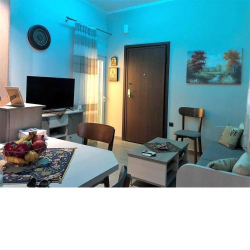 Renovated flat in the heart of Karditsa with huge balcony Ανακαινισμένο διαμέρισμα στο κέντρο της Καρδίτσας με μεγάλο μπαλκόνι
