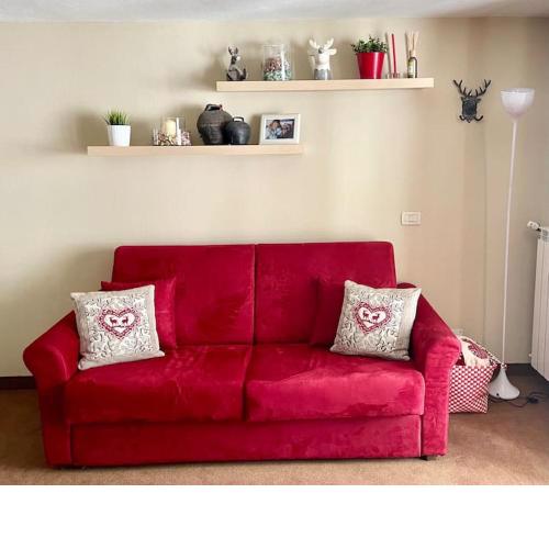 Renovated mountain view studio with private garage