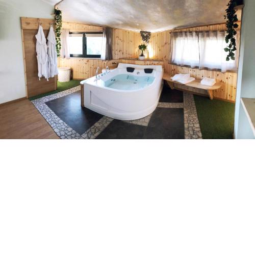 REnt Room