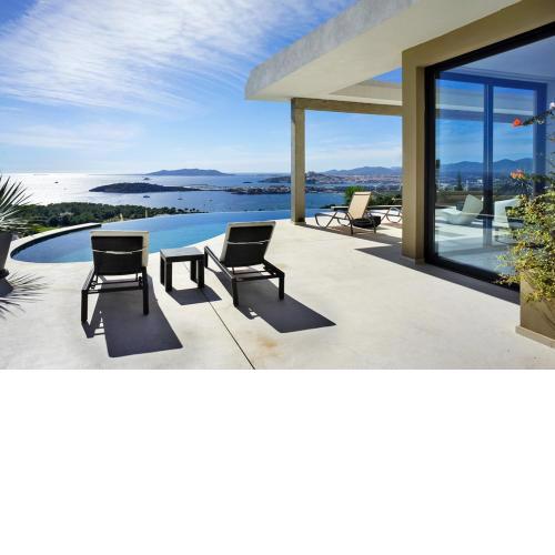Rent this Luxury Villa with Private Pool, Ibiza Villa 1032