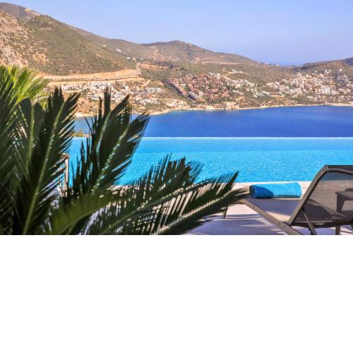 Rent Your Own Luxury Villa with 5 Bedrooms Antalya Villa 1041