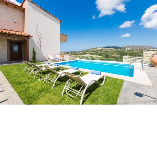 Renta Villas, vivid experience, By ThinkVilla