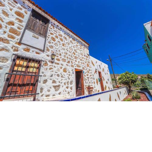 Rentaliday Casa Saro