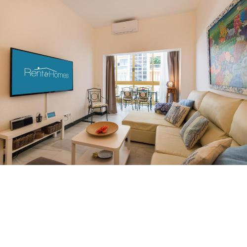 RentAndHomes Beachfront Marbella Center