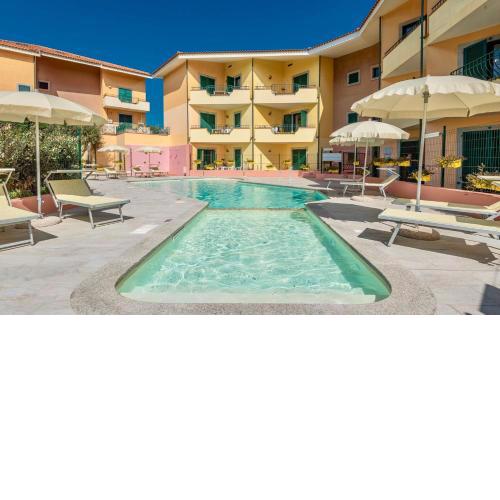 Residence con piscina a Santa Teresa di Gallura