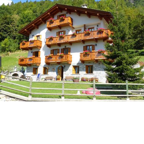 Residence Fior di Roccia