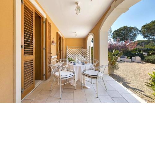 Residence Le Cenate by BarbarHouse