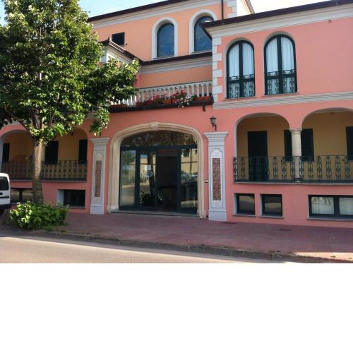 Residence Marina Palace