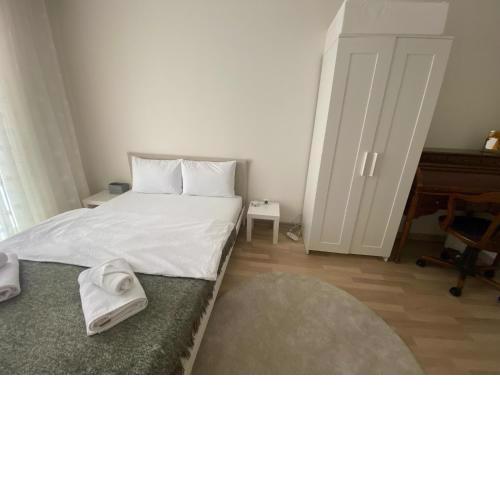 Residence with Pool and Security in Sancaktepe