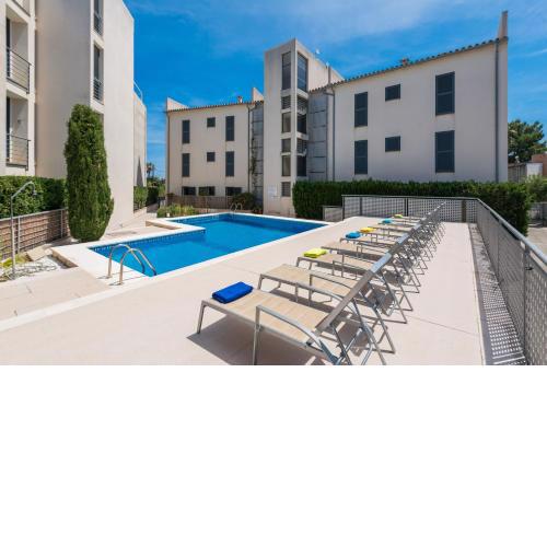 Residencial Llenaire Apartment
