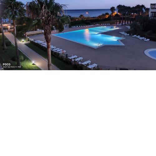 Residencial Los Cisnes primera linea playa Isla Canela