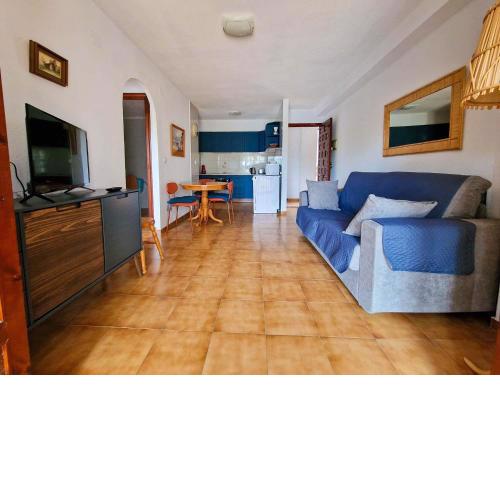 Residential with pool, 500 meters to the beach