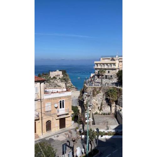 Residenza le Sirene Central Apartments with Terrace