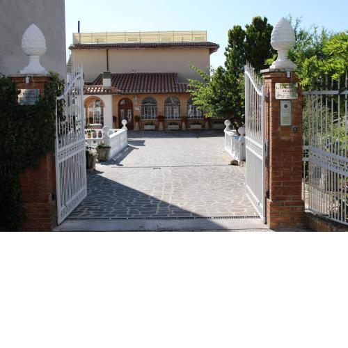 Residenza Le Terrazze di Gualdo Rent Rooms