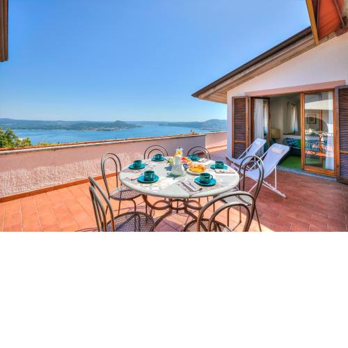 Residenza Over The Lake Ada's Terrace