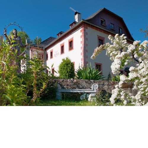 Resla Residence I, II,