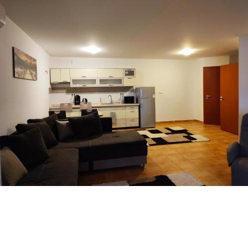Reza apartman