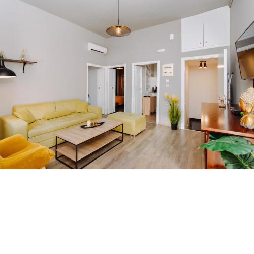 Rhodes Old town apartment manos