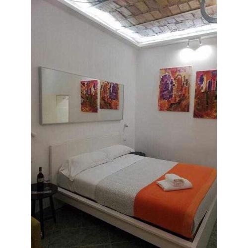 Rhome Away Tittoni