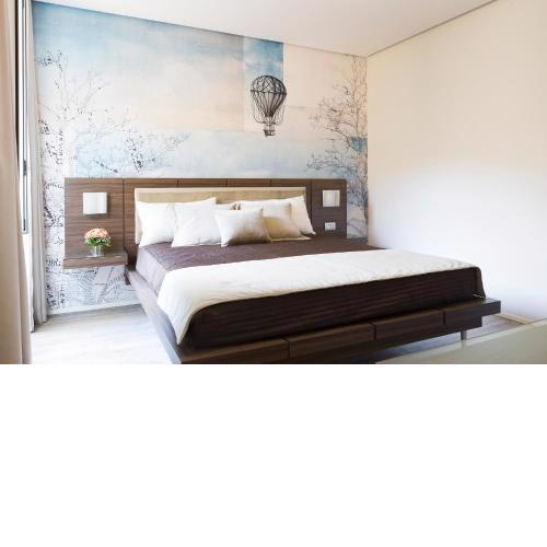 Rhome Suites
