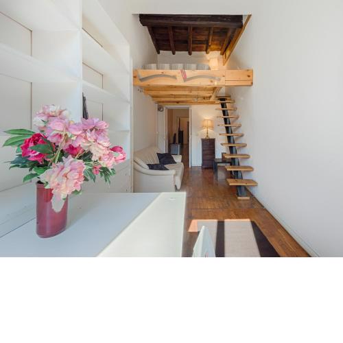 Ricci Apartment