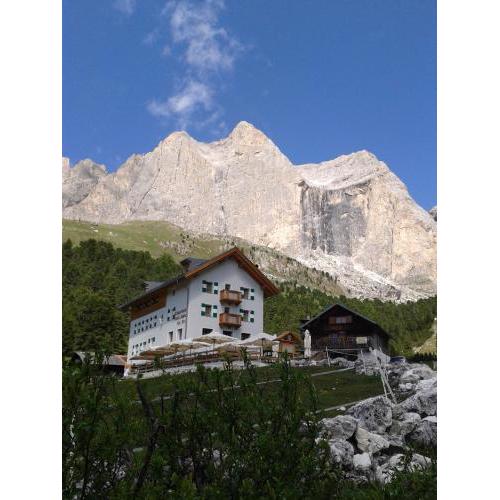 Rifugio Stella Alpina Spiz Piaz per escursionisti