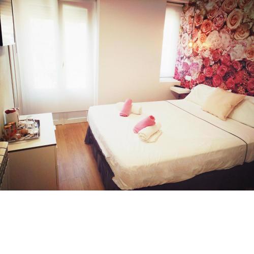 Rin Rooms
