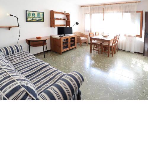 Risvall, Apartamento 6