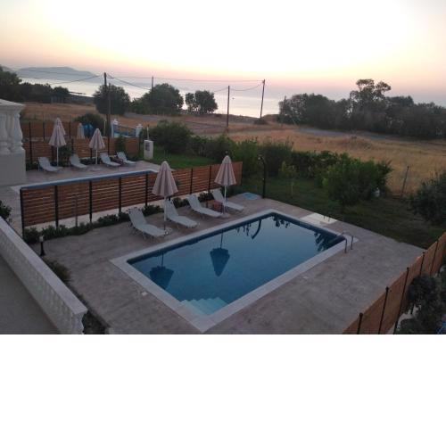 RITA MARE seafront villas