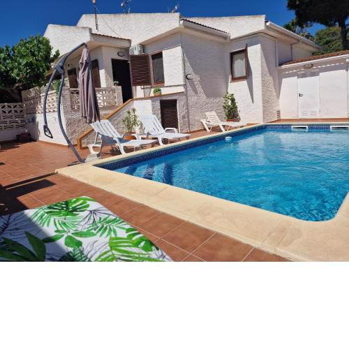 Riumar 'Camins', 380m zu Strand, Privatpool, On-Site-Service, Hundestrand