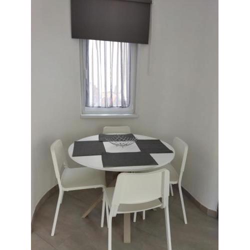 Riva's slim house 2
