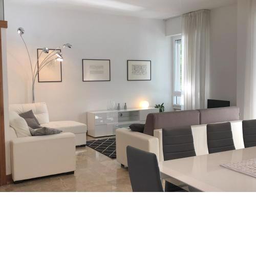 RiverView city apartment