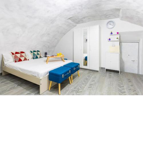 Riviera di Chiaia Studio Apartment by Wonderful Italy