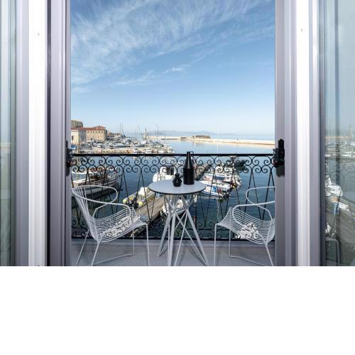 Riviera Suites