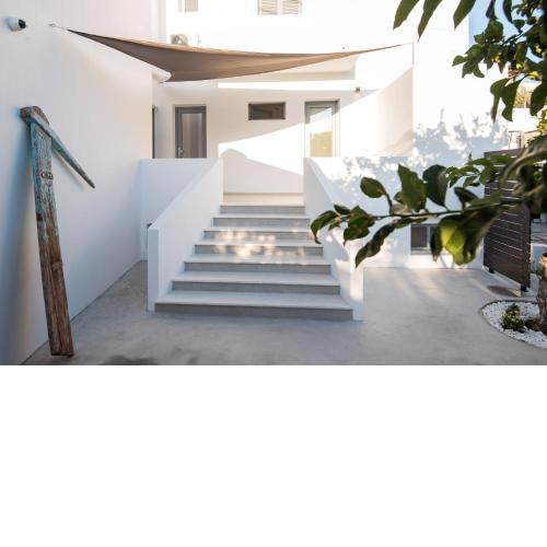 Rivière Residence Paros