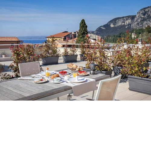 Rocca Terrace