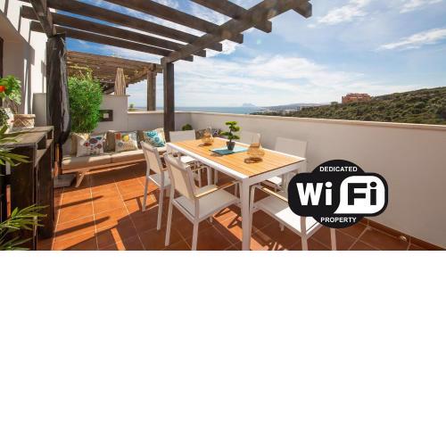Rock Bay B38