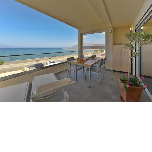 Rodia Beach Suites