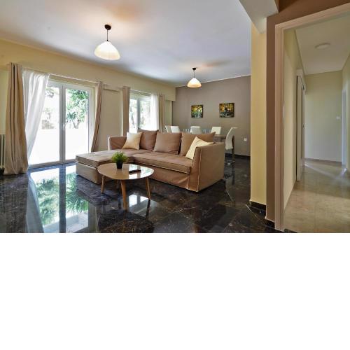 "Rolls Royce" elegant flat in P.Faliro district