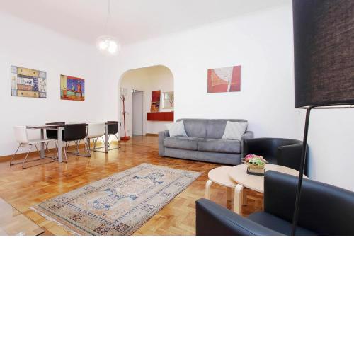 ROMAC - Condotti Suite by Spanish Steps