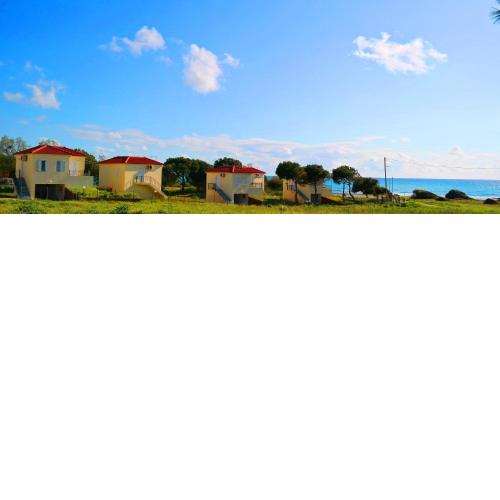 Romanos Beach Villas