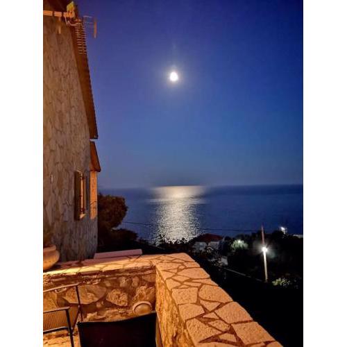 Romantic Countryside Villa with SeaView